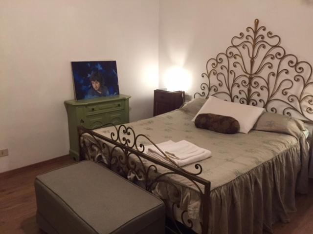 Double Large Room In Santo Spirito Oltrarno Florence Exterior photo